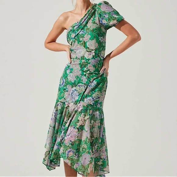 ASTR The Label One Shoulder Satorini Green Floral Fit & Flare Dress **Size M** - Picture 1 of 6
